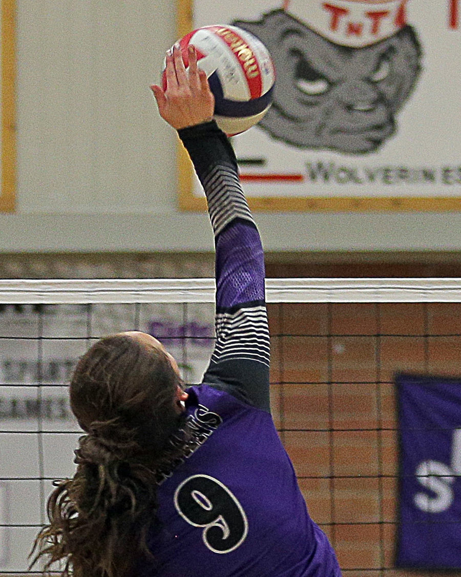Elko at Spring Creek Volleyball 72.jpg